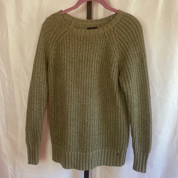 American Eagle Outfitters Sweaters - American Eagle Outfitters Green Jegging Sweater M